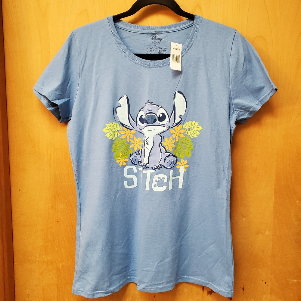 🟦 NWT Disney Blue Stitch Tee - size L